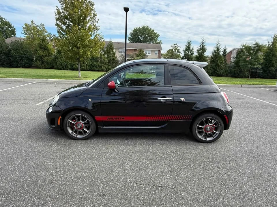 2012 Fiat Abarth 500 - Image 2 of 19