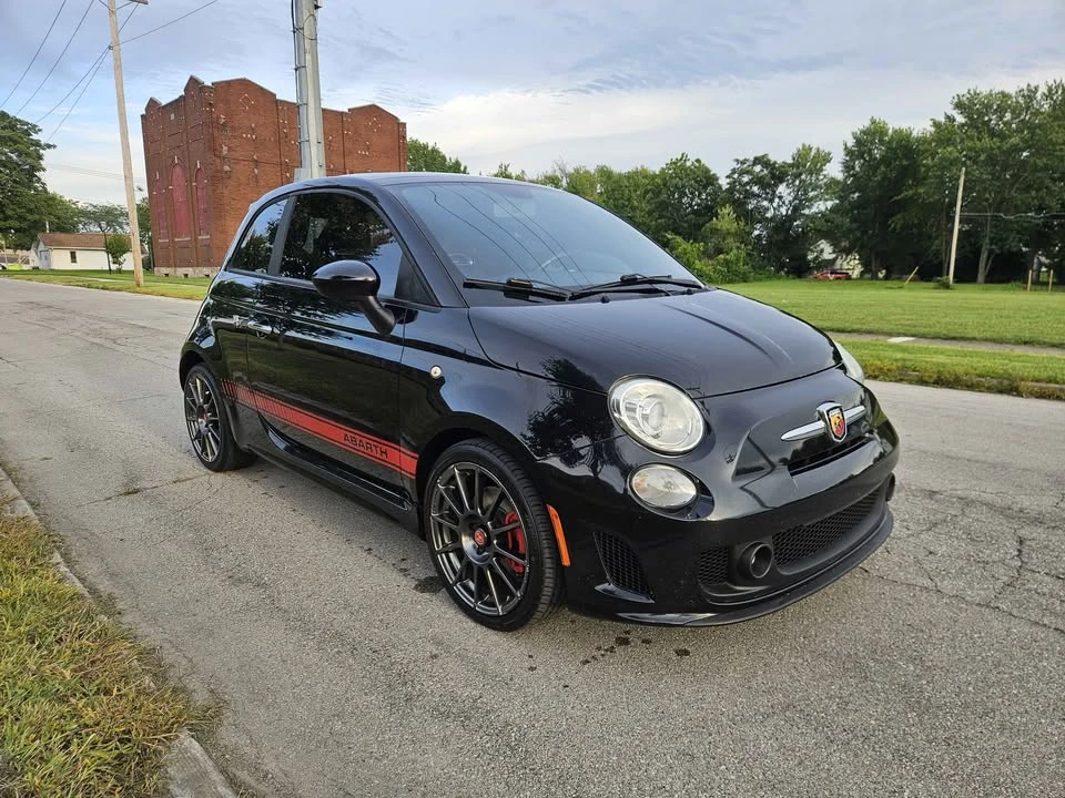 2012 Fiat Abarth 500 - Image 2 of 9