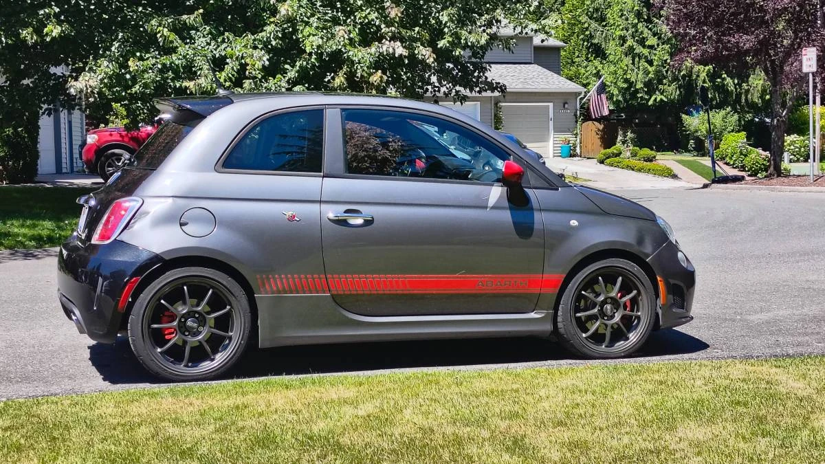 2012 Fiat Abarth 500 - Image 2 of 9