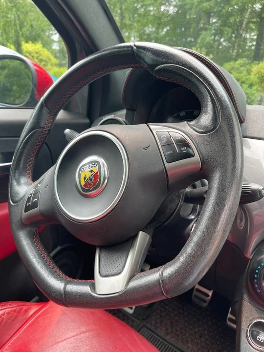 2012 Fiat Abarth 500 - Image 2 of 9