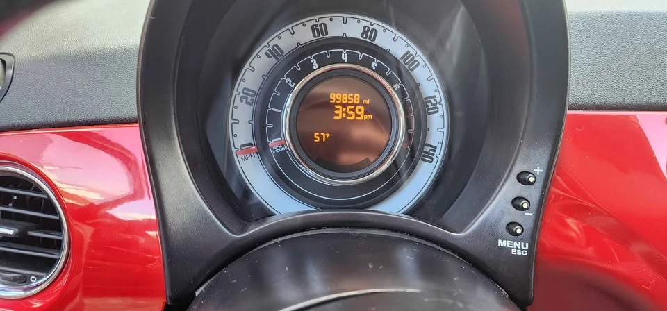 2012 Fiat 500 - Image 2 of 11