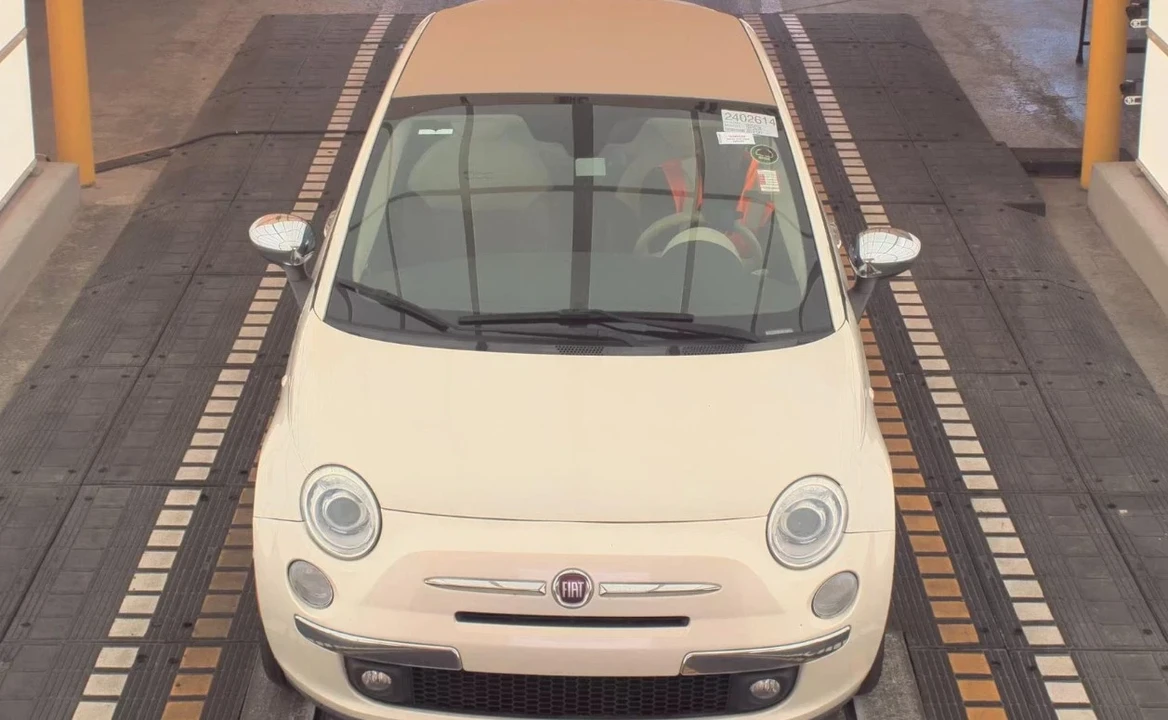 2012 Fiat 500 - Image 2 of 7
