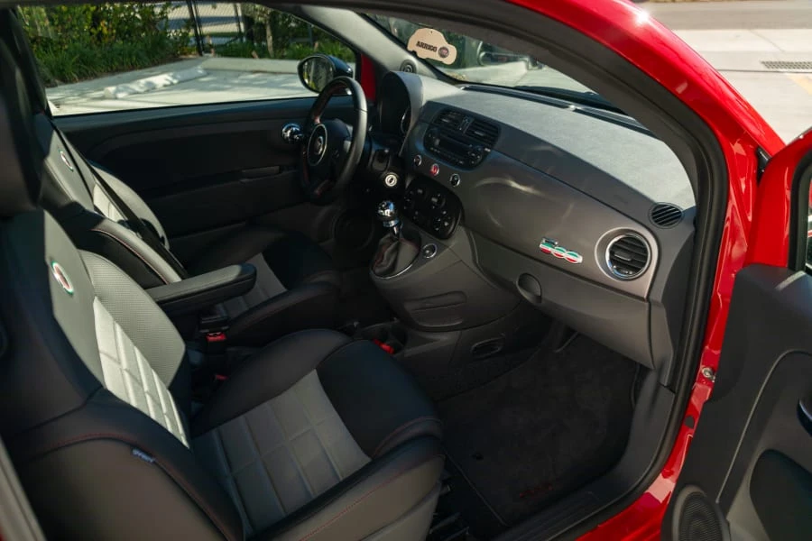 2012 Fiat 500 - Image 29 of 31