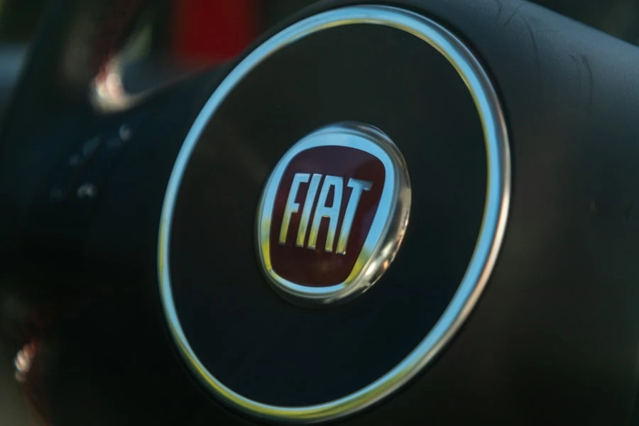 2012 Fiat 500 - Image 25 of 31