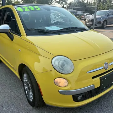 2012 Fiat 500 Lounge Hatchback 2D