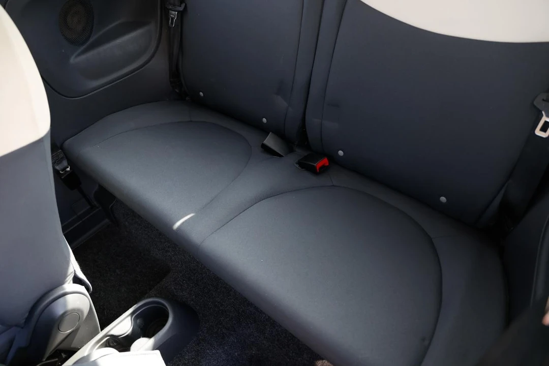 2012 Fiat 500 - Image 9 of 12