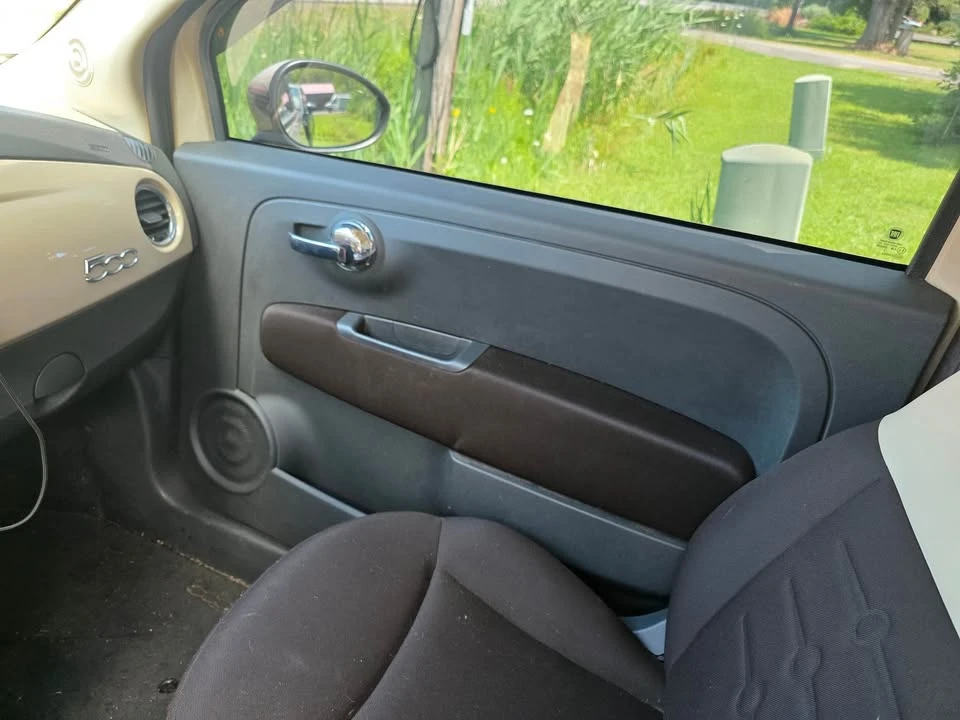 2012 Fiat 500 - Image 7 of 11