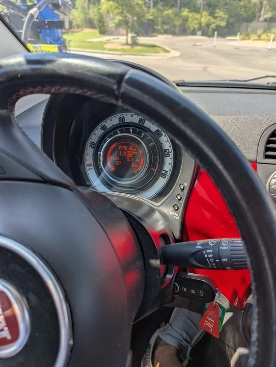 2012 Fiat 500 - Image 5 of 10