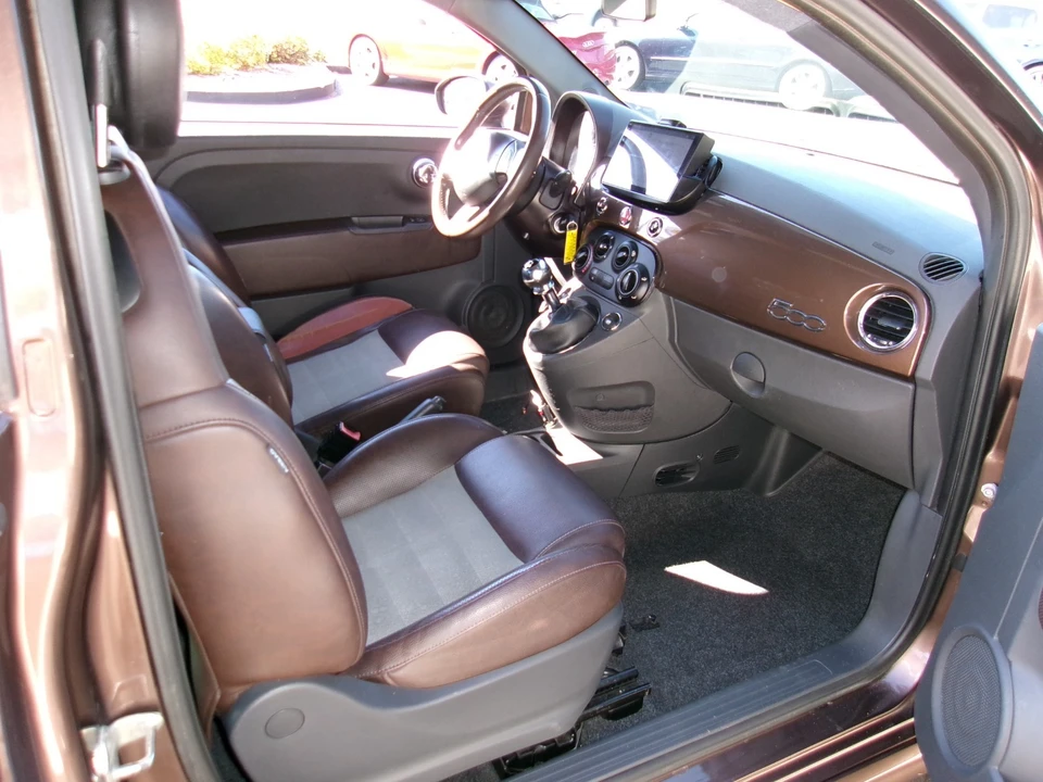 2012 Fiat 500 - Image 13 of 20