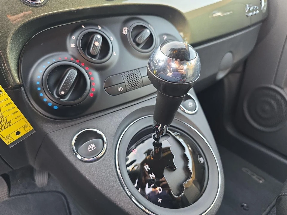 2012 Fiat 500 - Image 10 of 21
