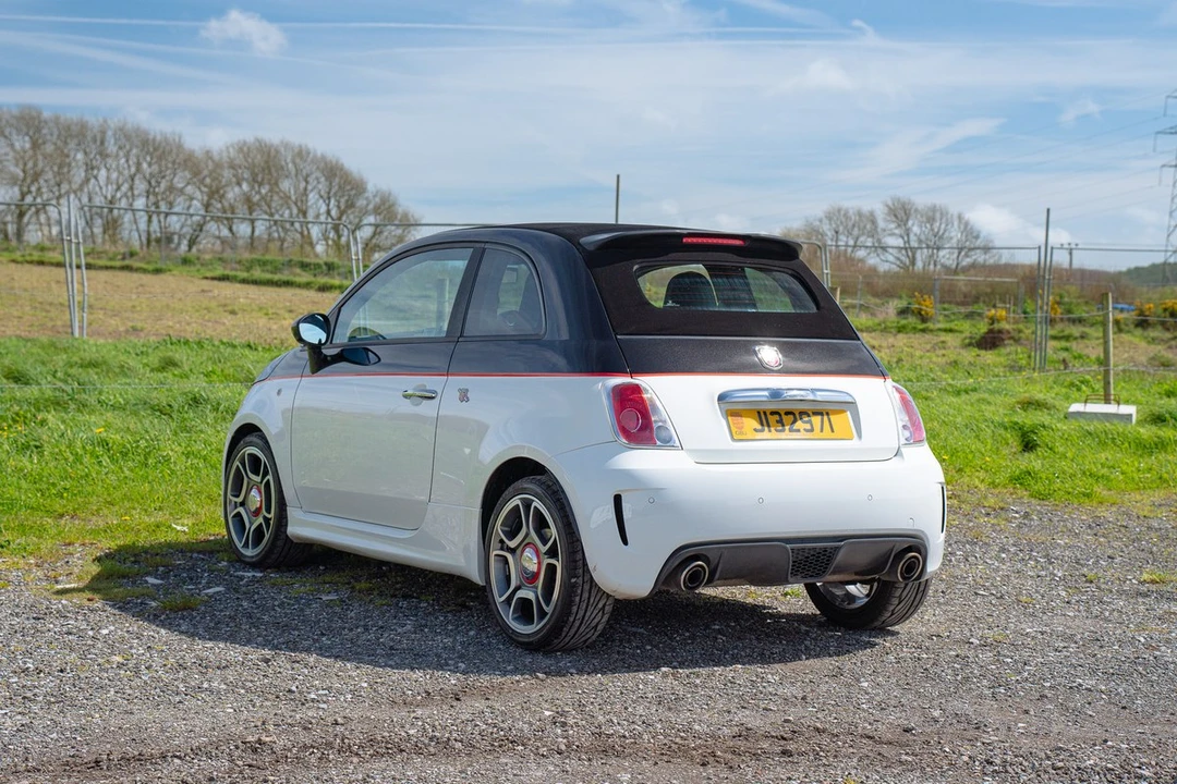 2012 Fiat Abarth 500 - Image 3 of 30