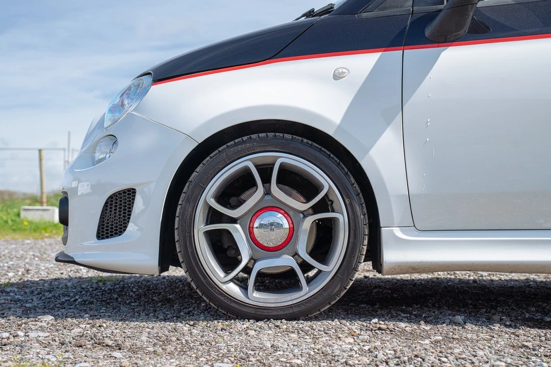 2012 Fiat Abarth 500 - Image 27 of 30