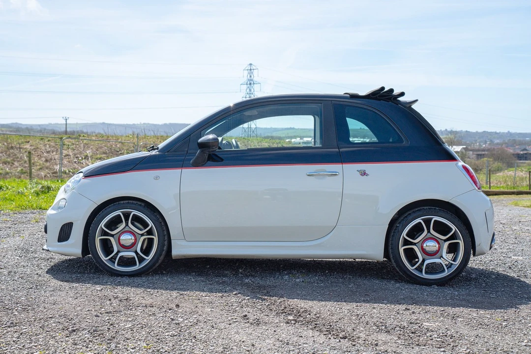 2012 Fiat Abarth 500 - Image 19 of 30