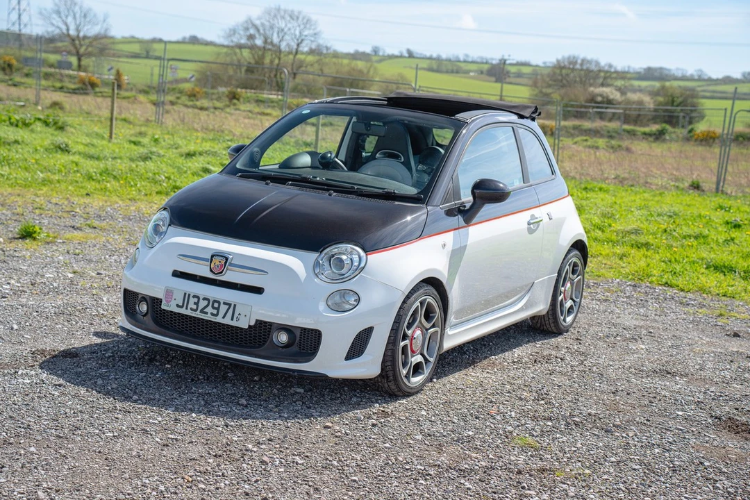 2012 Fiat Abarth 500 - Image 11 of 30