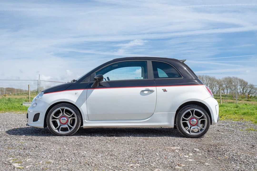 2012 Fiat Abarth 500 - Image 26 of 30
