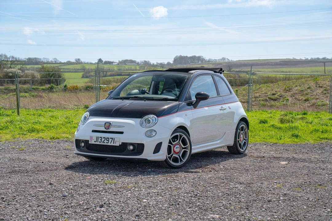 2012 Fiat Abarth 500 - Image 17 of 30
