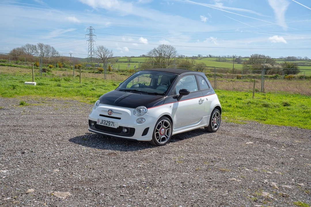 2012 Fiat Abarth 500 - Image 23 of 30