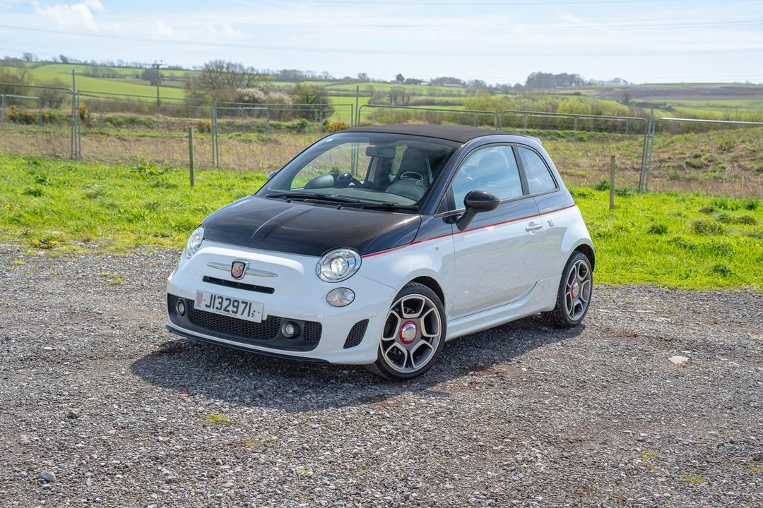 2012 Fiat Abarth 500 - Image 7 of 30