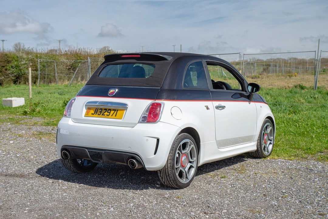 2012 Fiat Abarth 500 - Image 16 of 30