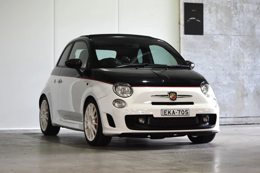 2012 Fiat Abarth 500 - Image 2 of 2