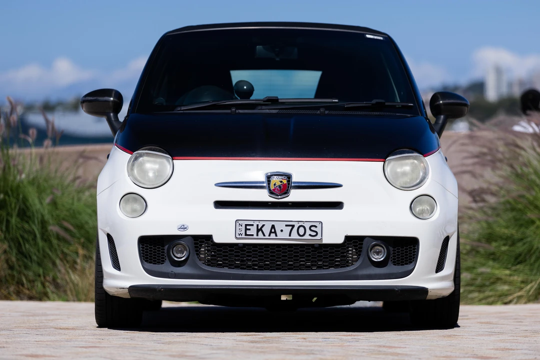 2012 Fiat Abarth 500 - Image 2 of 31