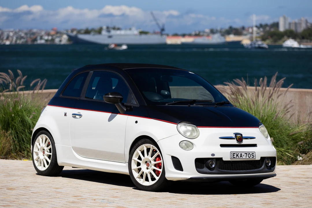 2012 Fiat Abarth 500 - Image 11 of 31