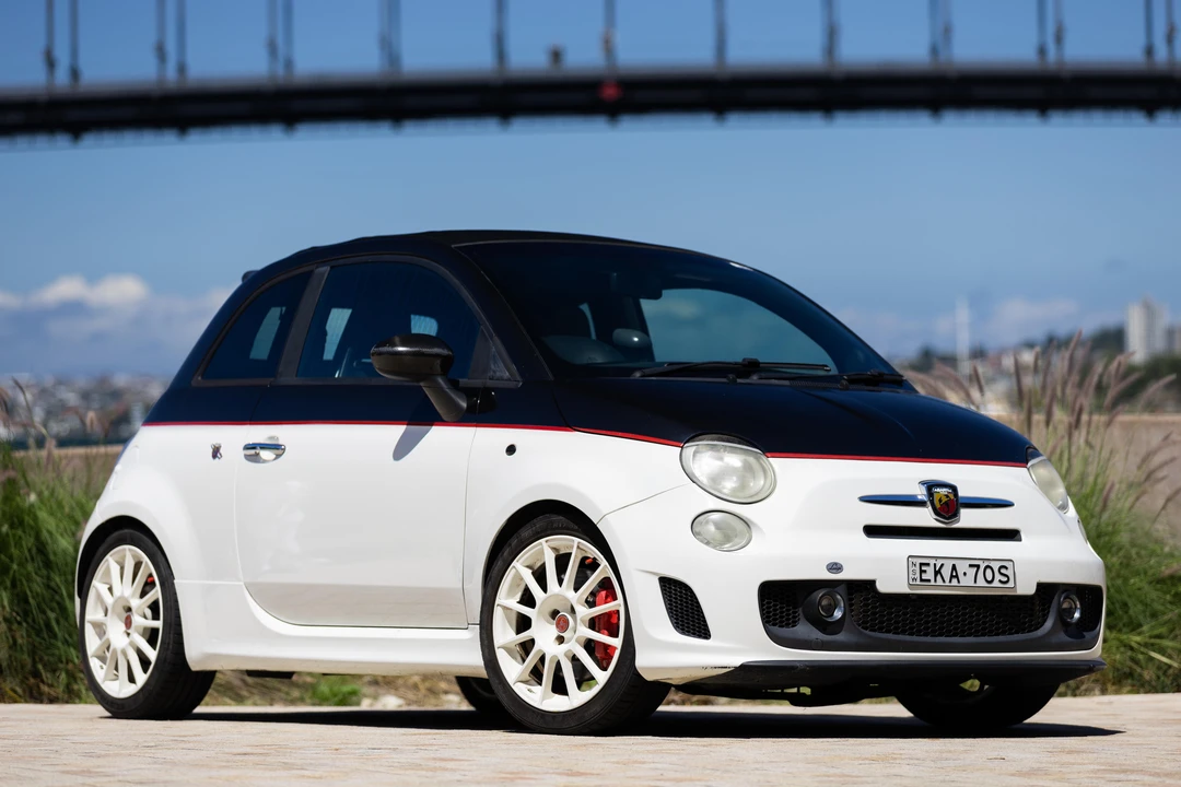 2012 Fiat Abarth 500 - Image 3 of 31