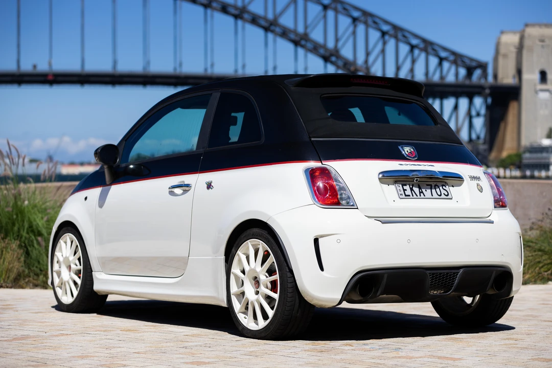 2012 Fiat Abarth 500 - Image 7 of 31