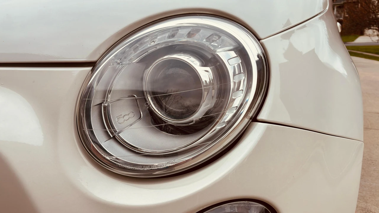 2012 Fiat 500 - Image 18 of 31