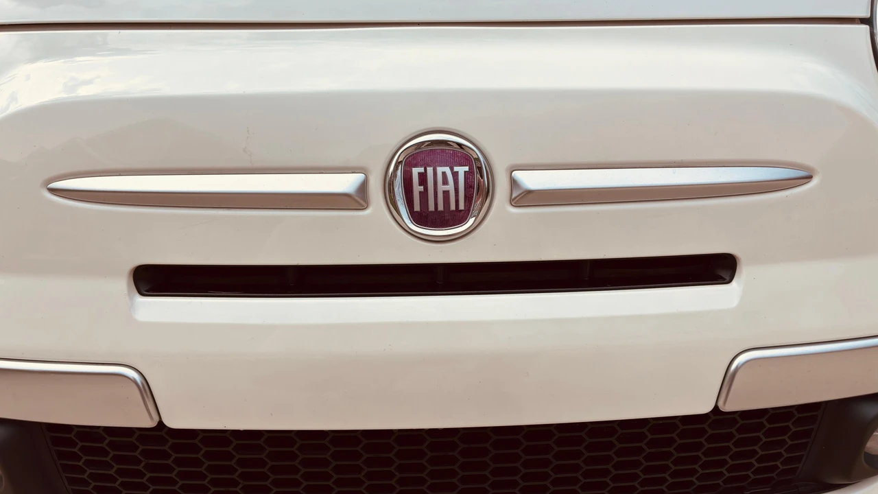2012 Fiat 500 - Image 16 of 31