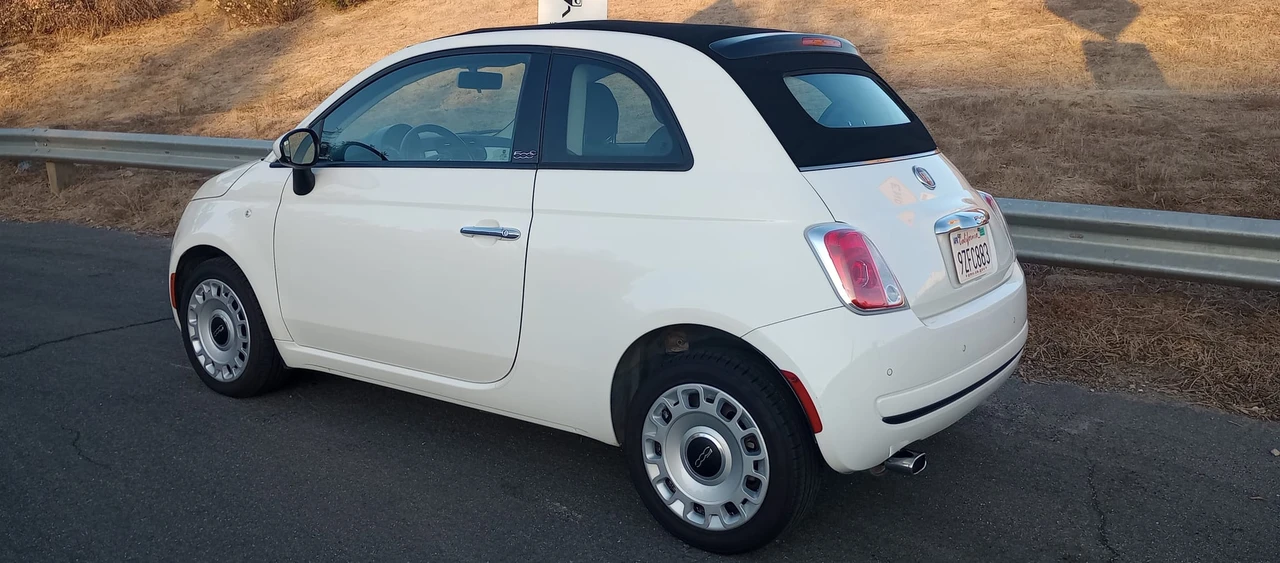 2012 Fiat 500 - Image 10 of 31