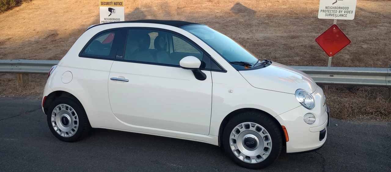 2012 Fiat 500 - Image 25 of 31