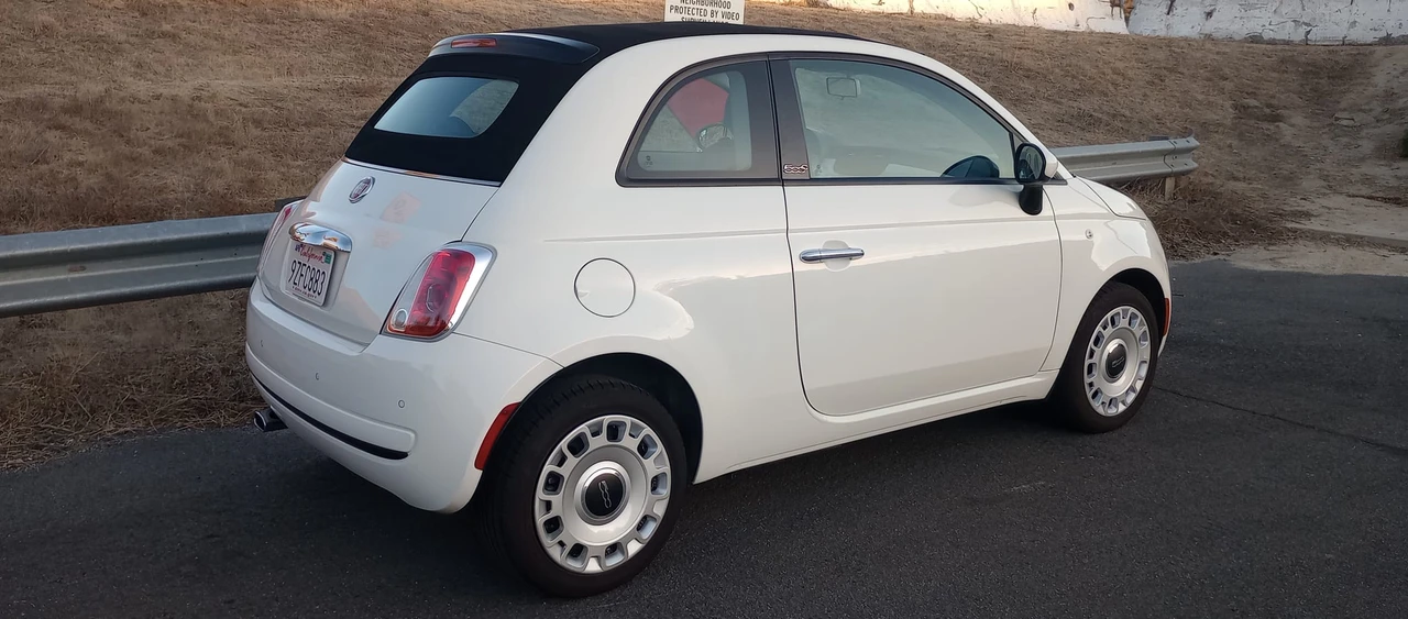 2012 Fiat 500 - Image 18 of 31