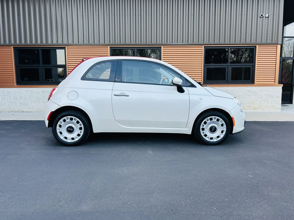 2012 Fiat 500 - Image 9 of 31