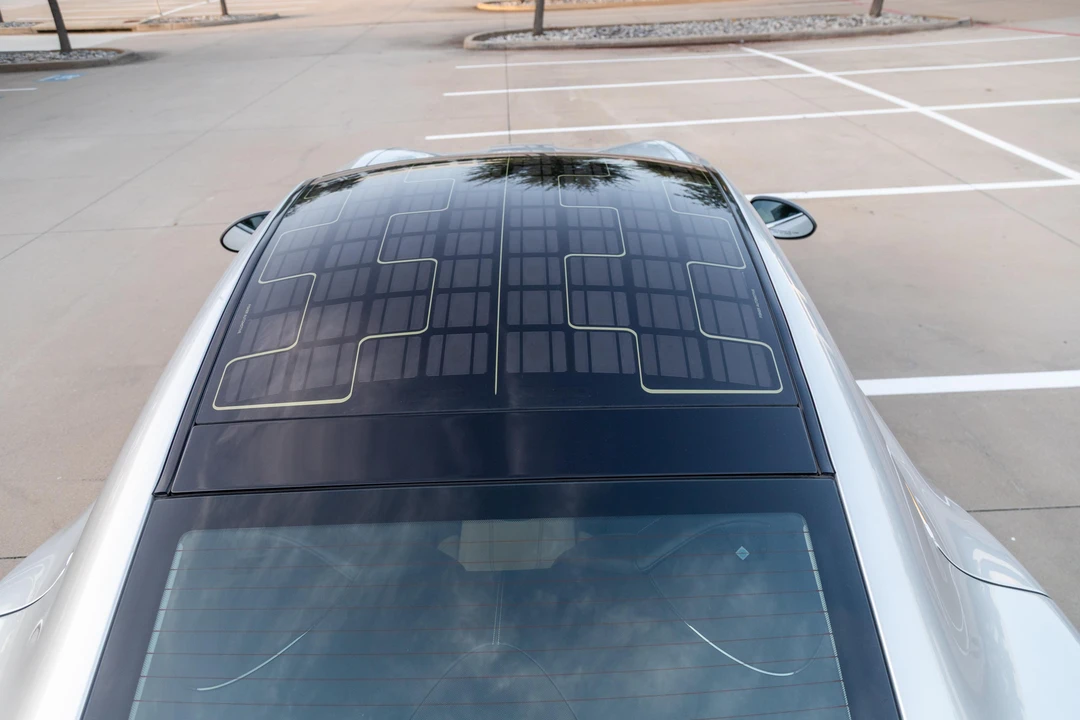 2012 Fisker Karma - Image 28 of 31