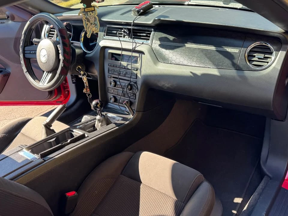 2012 Ford S197 Mustang - Image 10 of 13