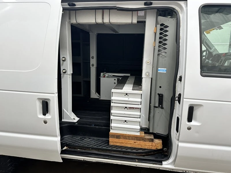 2012 Ford Econoline Van - Image 16 of 24