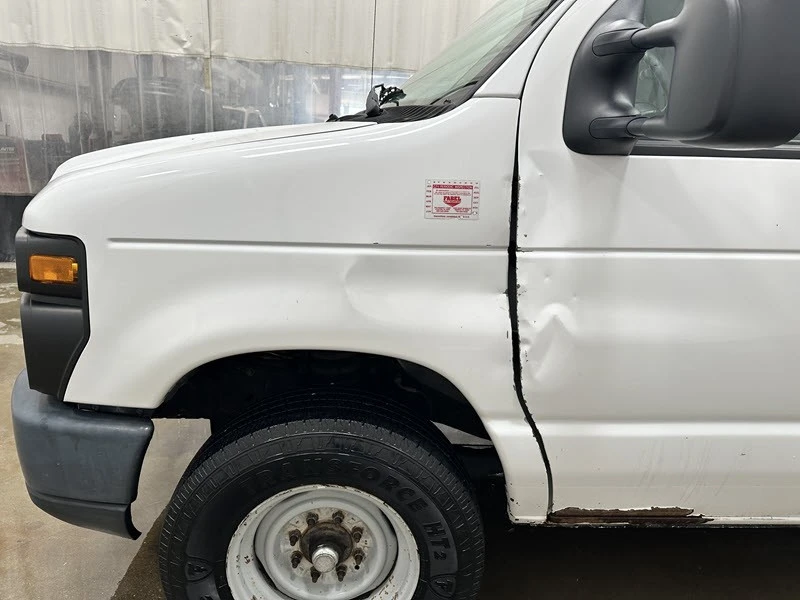 2012 Ford Econoline Van - Image 11 of 24