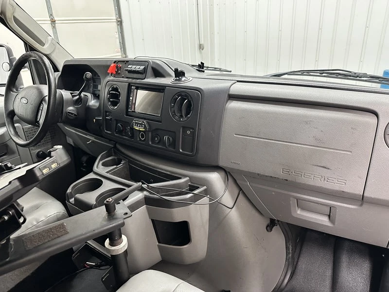 2012 Ford Econoline Van - Image 21 of 24