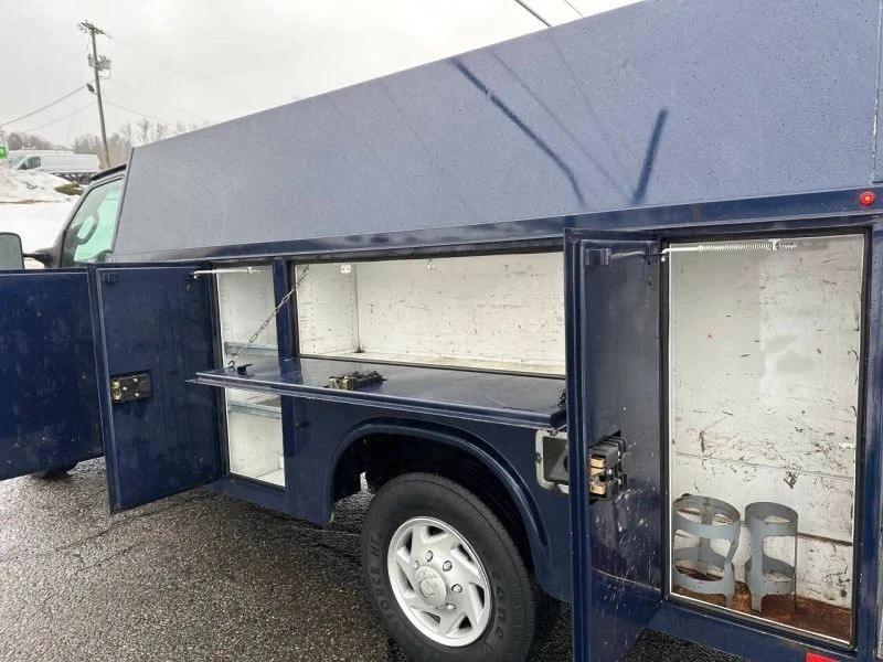 2012 Ford Econoline Van - Image 10 of 12