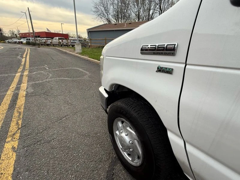 2012 Ford Econoline Van - Image 4 of 12