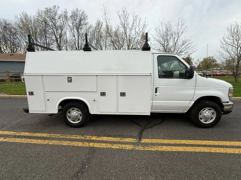 2012 Ford Econoline Van - Image 9 of 12