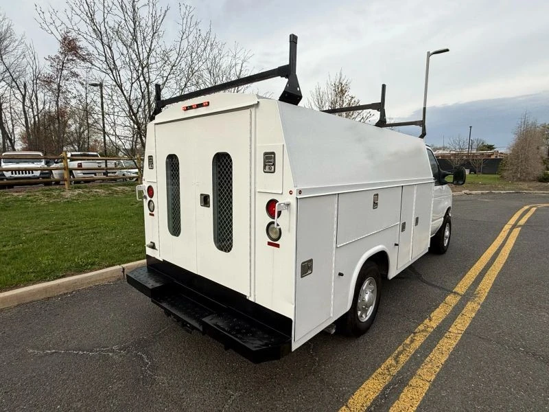 2012 Ford Econoline Van - Image 8 of 12