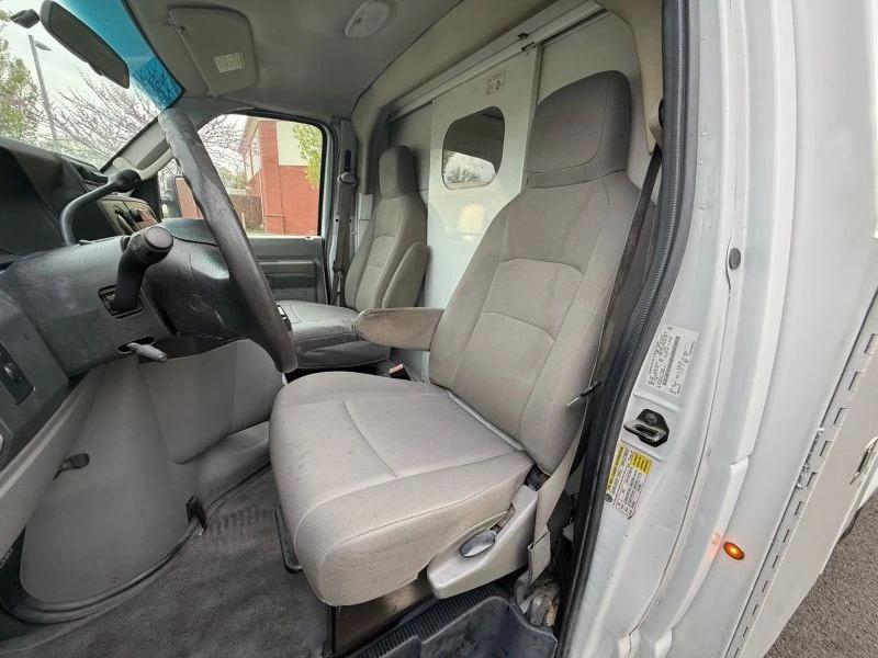 2012 Ford Econoline Van - Image 11 of 12
