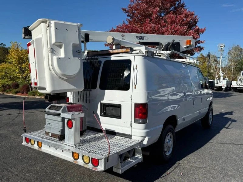 2012 Ford Econoline Van - Image 8 of 12
