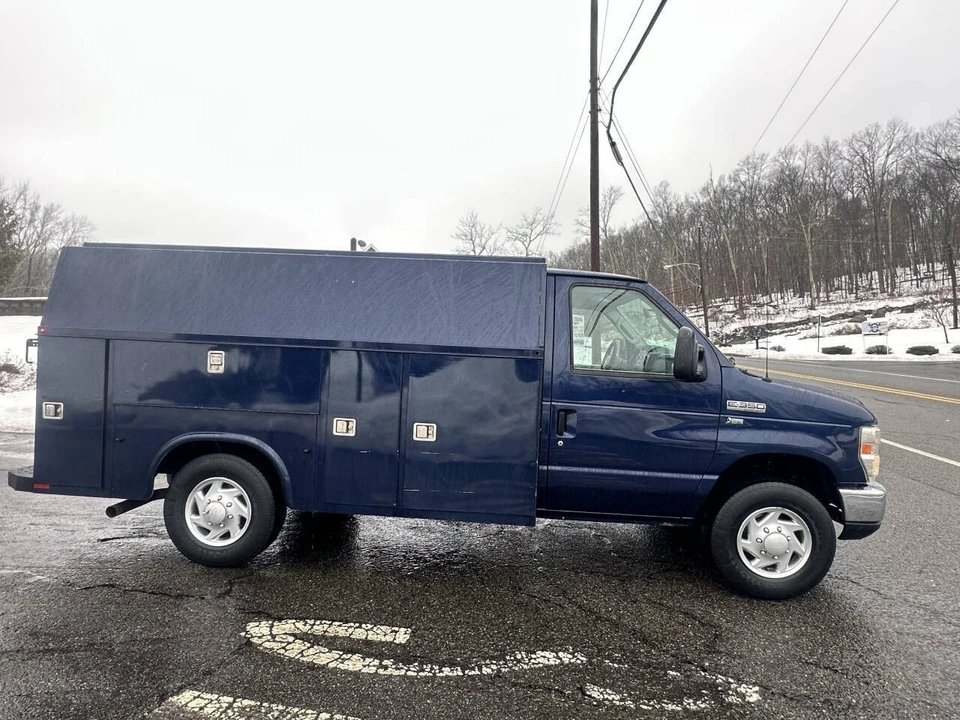 2012 Ford Econoline Van - Image 5 of 12