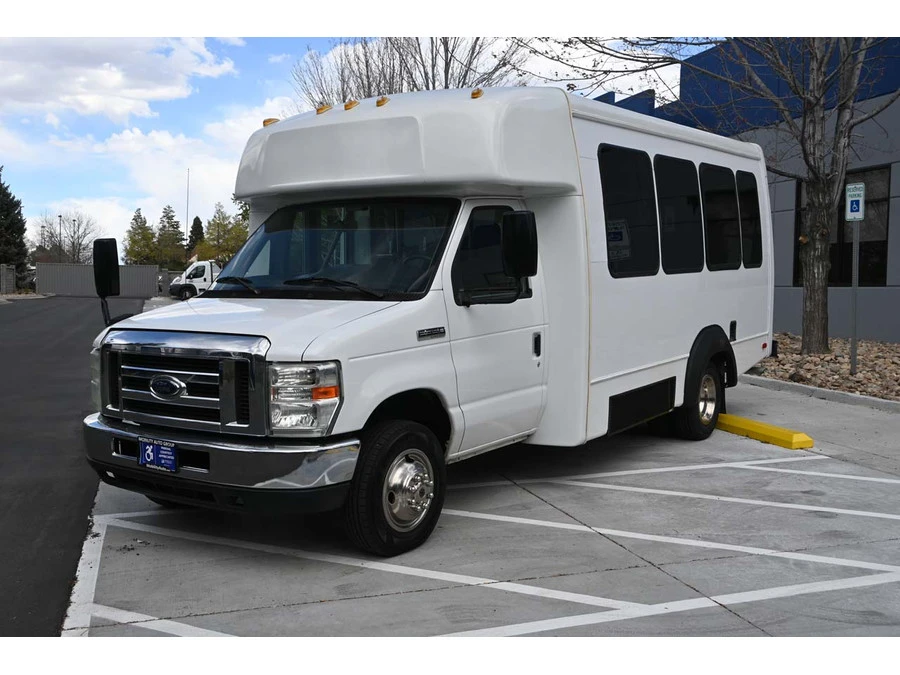 2012 Ford Econoline Van - Image 10 of 31