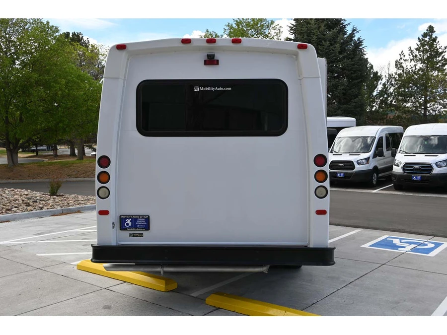 2012 Ford Econoline Van - Image 7 of 31