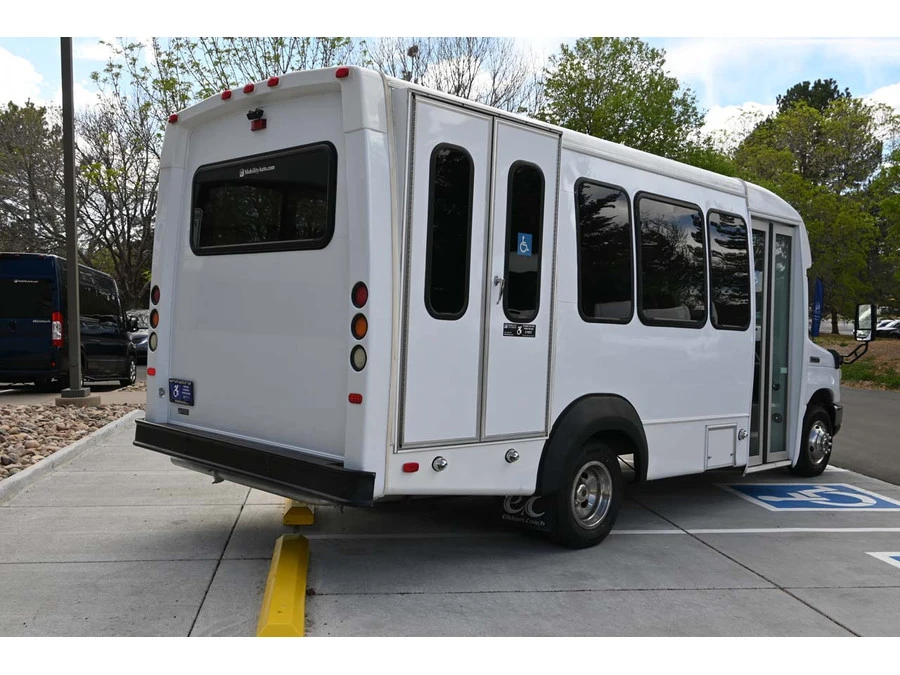 2012 Ford Econoline Van - Image 6 of 31