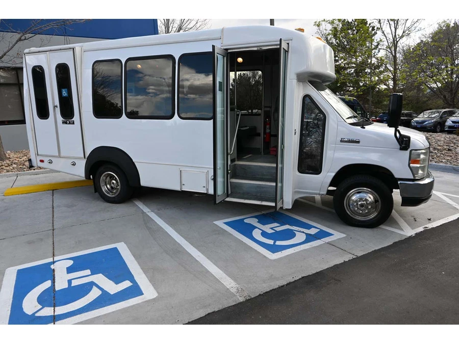 2012 Ford Econoline Van - Image 23 of 31